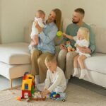 اقدام جدید لهستانی‌ها برای حمایت از خانواده/ مننقدان: به سود پول‌دارها شد