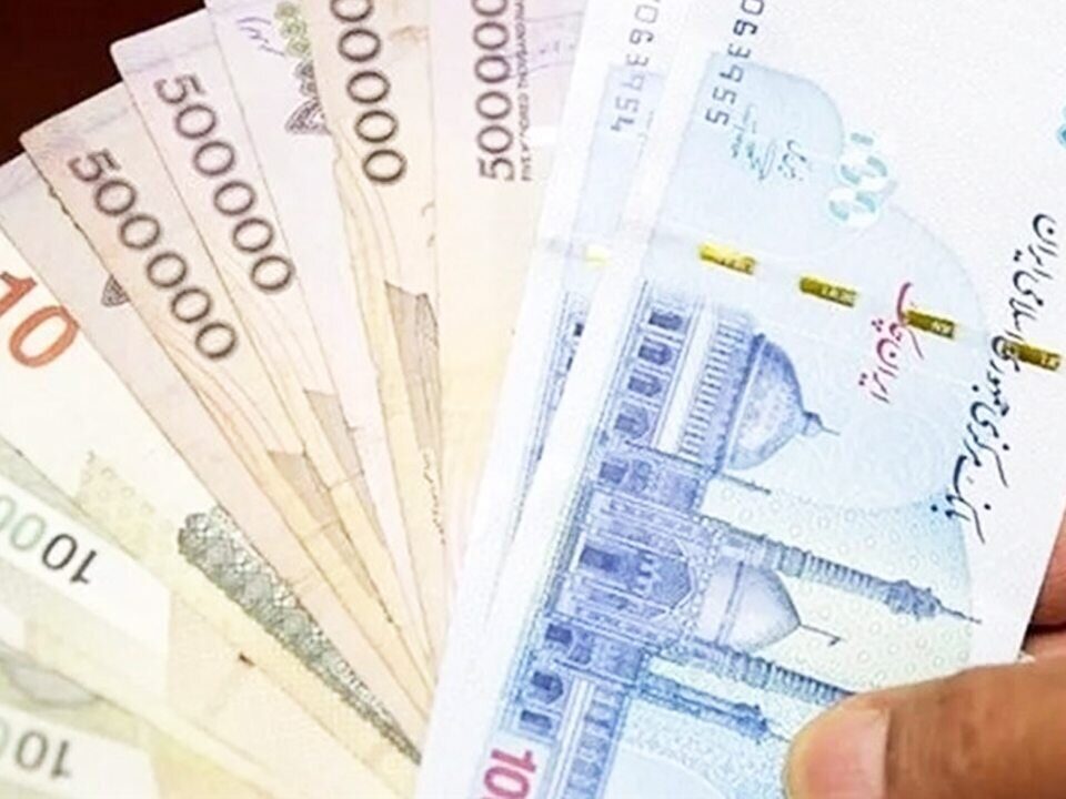 ببینید | افزایش حقوق و مالیات کارمندان و بازنشستگان در سال ۱۴۰۵ چقدر است؟