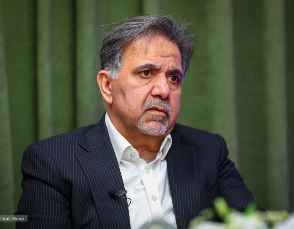 ببینید | عباس آخوندی: نمی‌توانید به مردم فشار آورید که مالیات بیشتری بده ولی از آن‌طرف بودجه‌هایی اختصاص دهید که معلوم نیست آنجا چه هست!